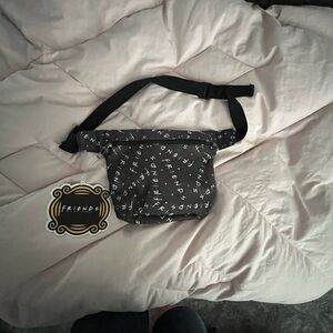FRIENDS Black Belt Bag Compact and Versatile